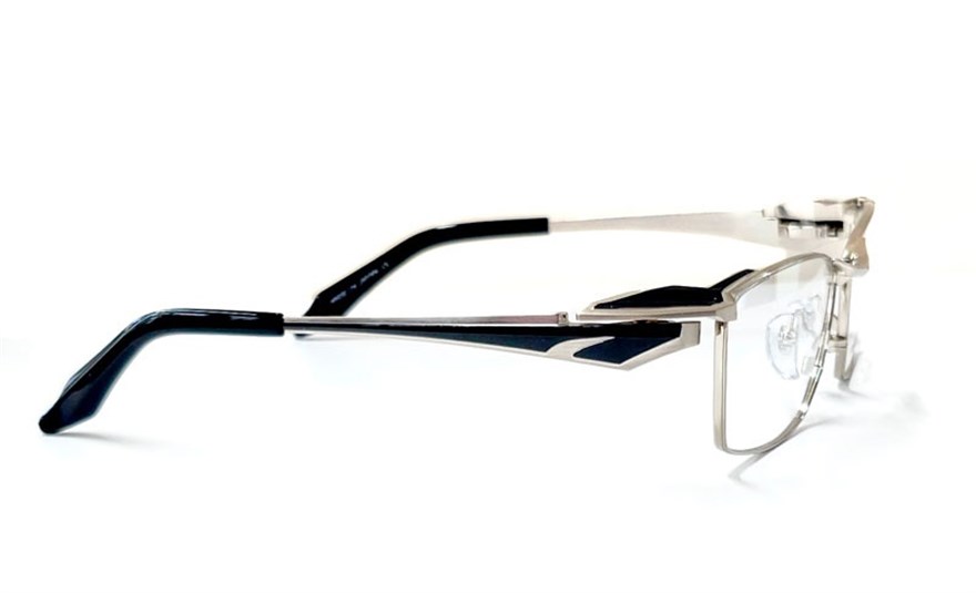 沖縄メガネ・那覇めがね 画像：