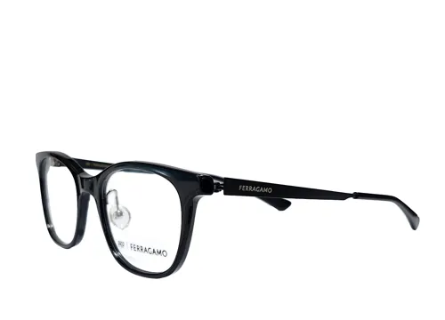 999.9×Ferragamo(フォーナインズ×フェラガモ）